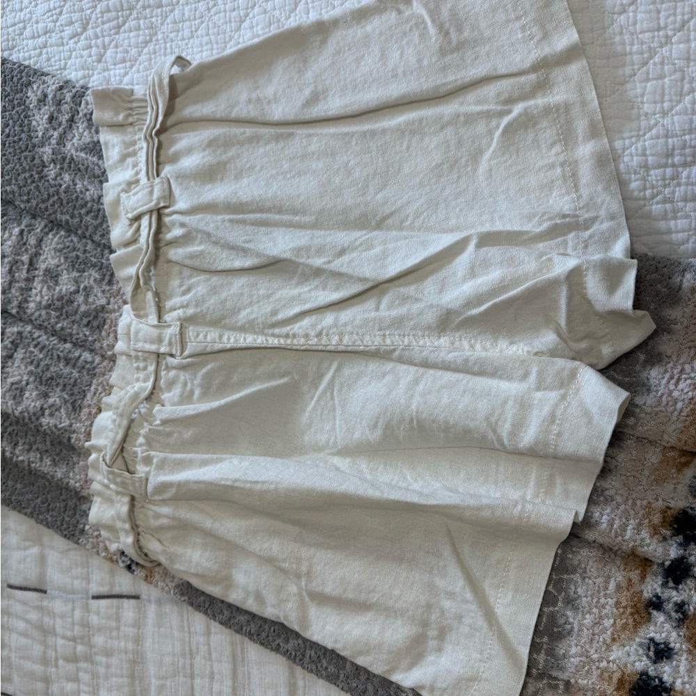 Max Studio High Waist Cream Shorts